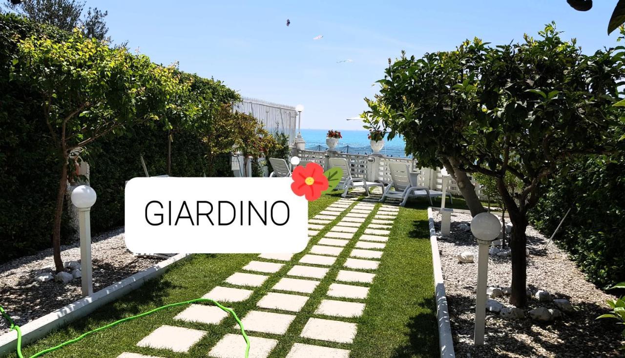 Casa Genny Apartment Nettuno Luaran gambar